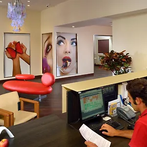 https://best-western-city-hotel.hotelitalianriviera.com